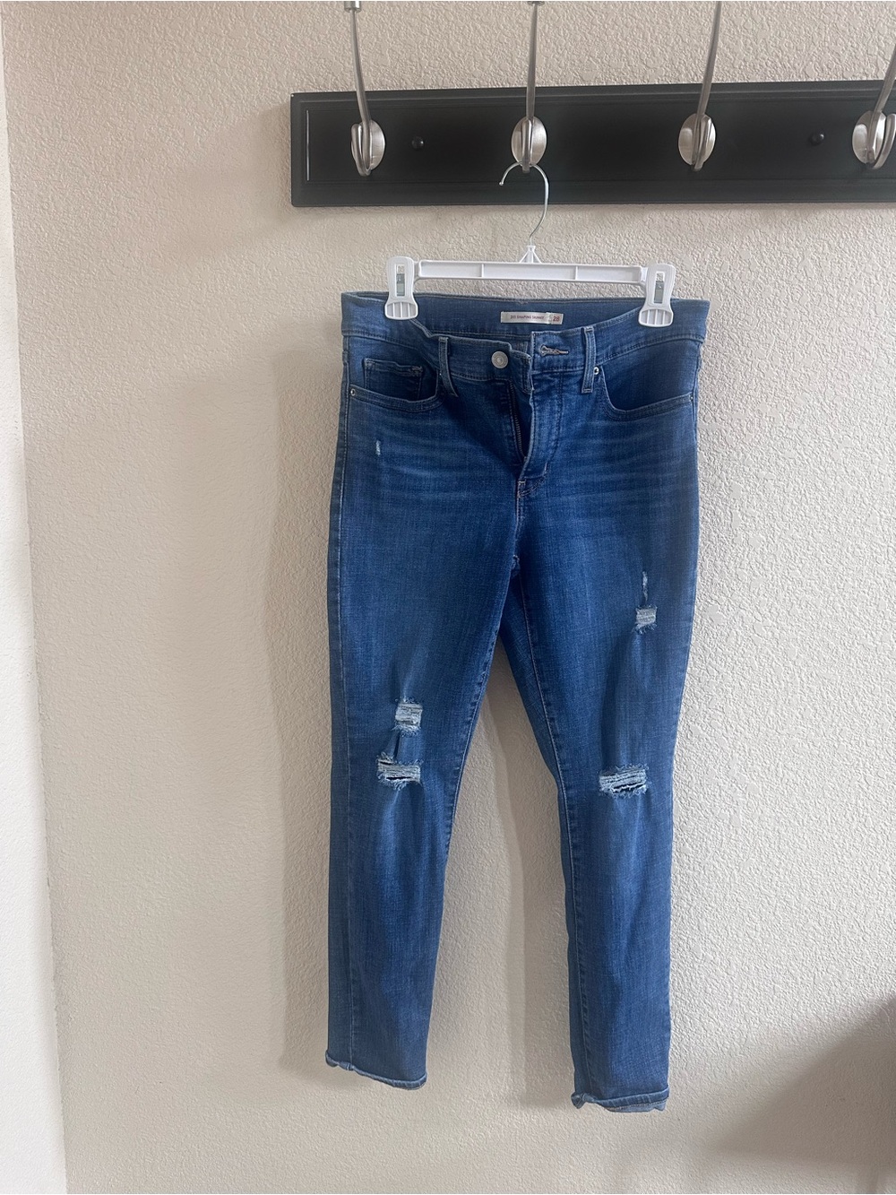Levi’s 311 Shaping Skinny Blue Distressed Women’s Jeans (28)